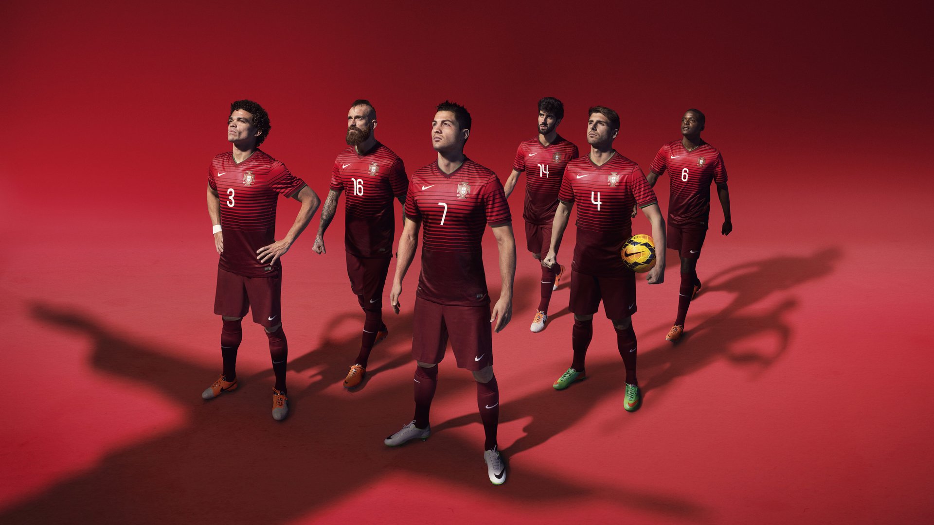 公牛反击战术奏效,德罗赞稳定军心,公牛签下德罗赞