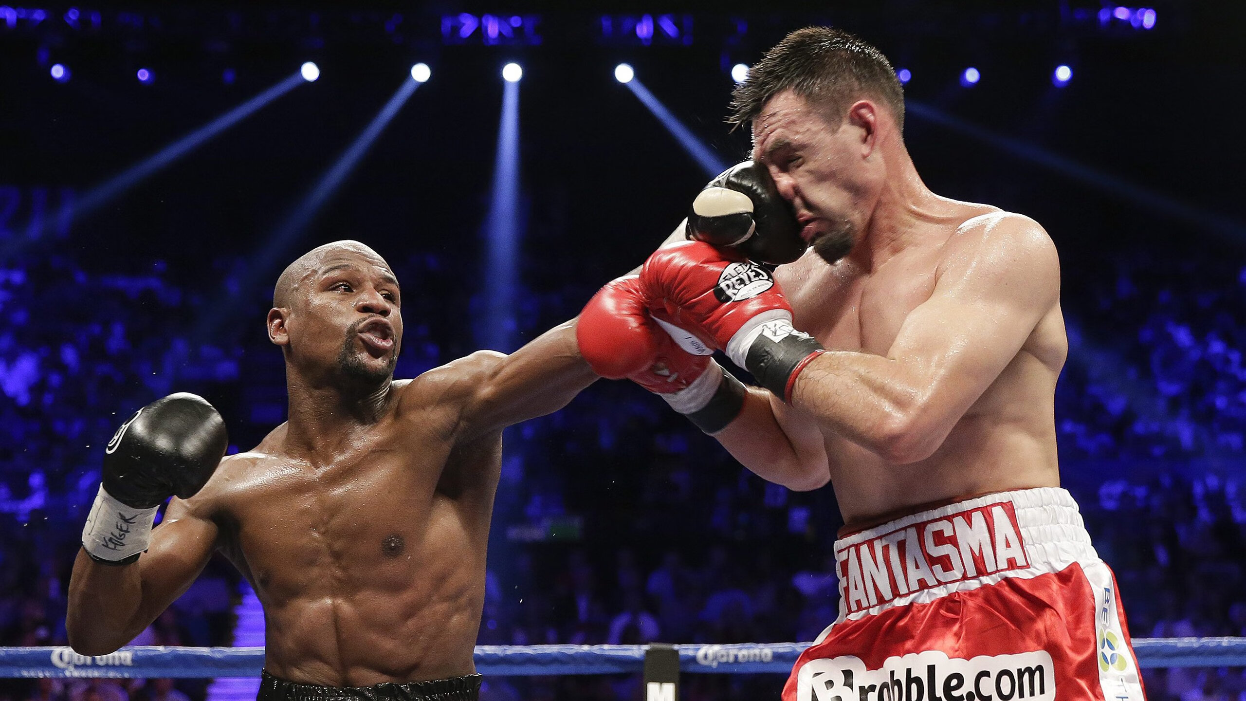 体操高难度动作惊艳全场